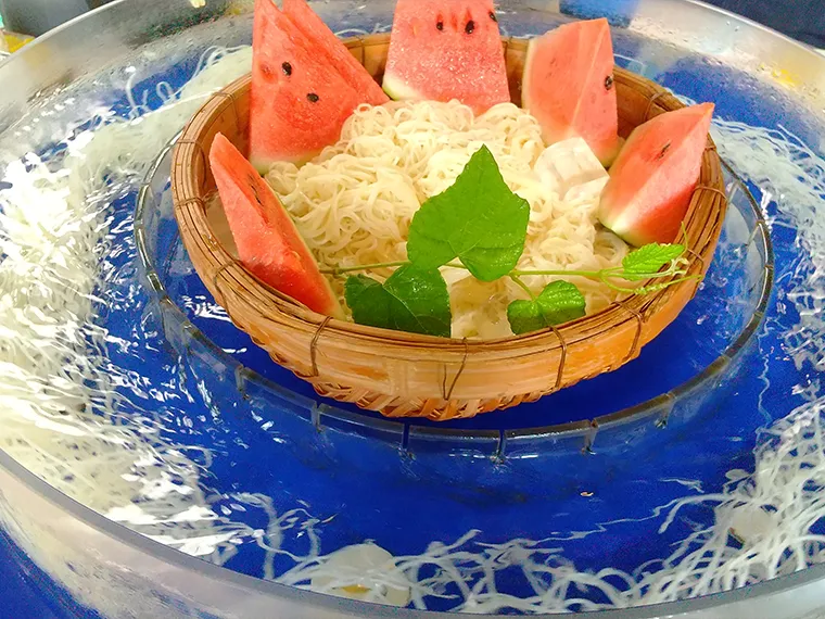 そうめん流し