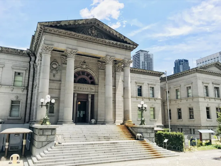 大阪府立中之島図書館